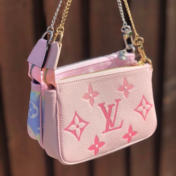 Louis Vuitton mini Pochette Pool Collection - Picture 7 of 11